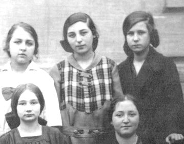 Файл:1923 Akulyanz.jpg